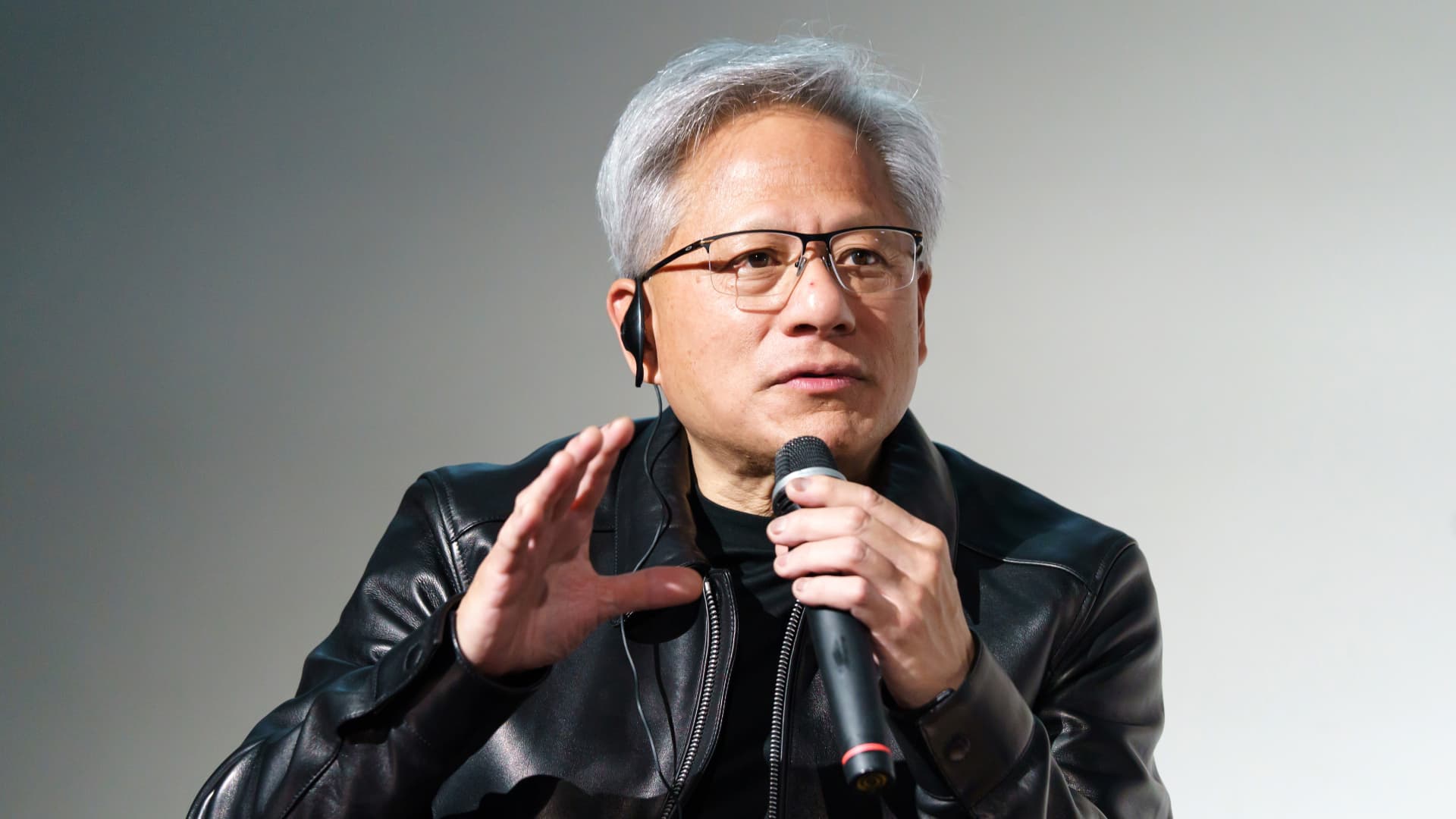 Nvidia se une a gestores de ativos de Wall Street para impulsionar infraestrutura de IA de $500 bilhões