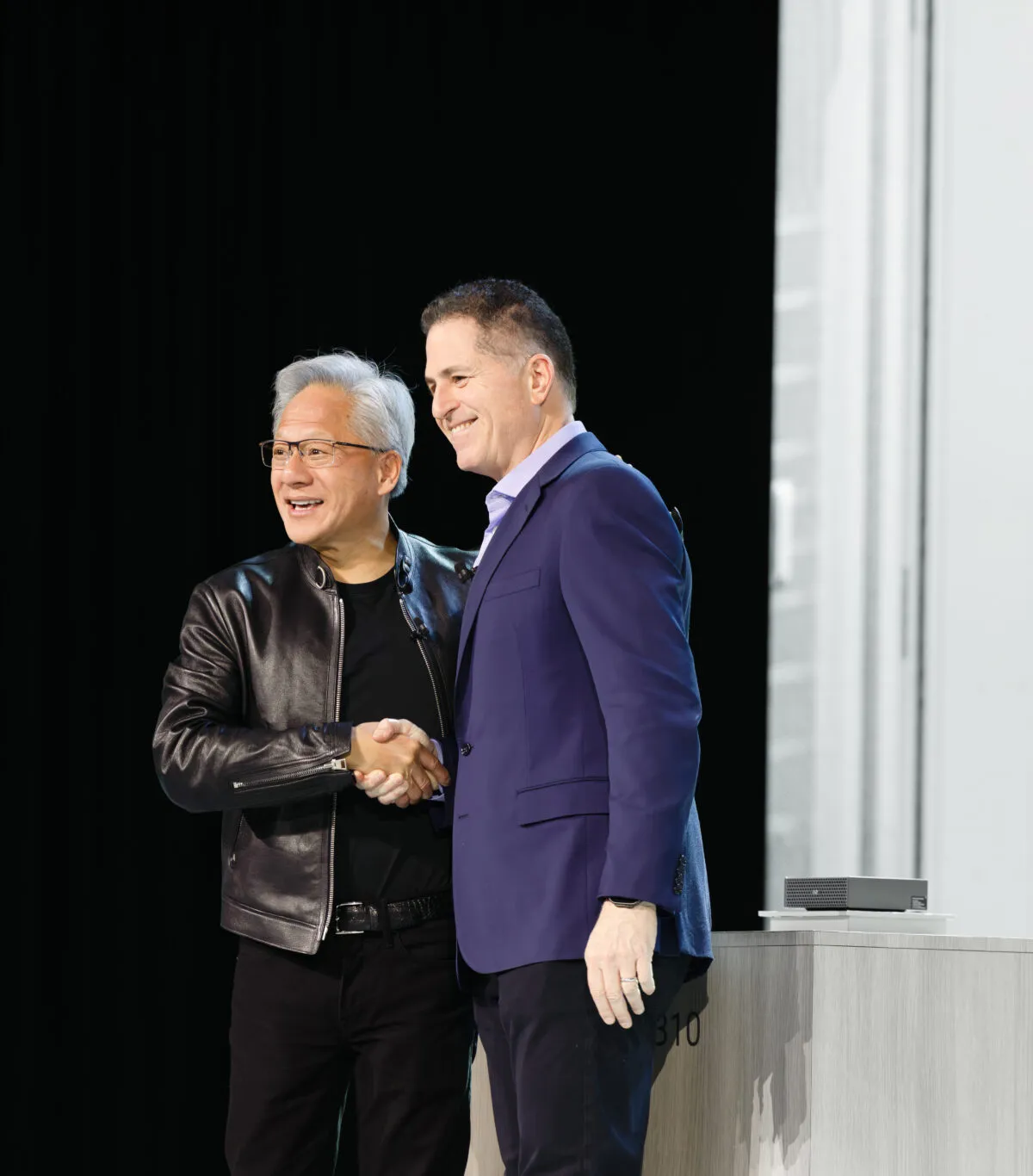 CEO da NVIDIA: Demanda por IA é 'Totalmente Parabólica'