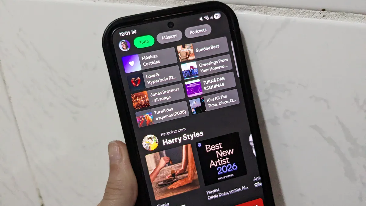 Spotify lança 'Personal Podcasts': IA cria episódios personalizados via comandos de texto