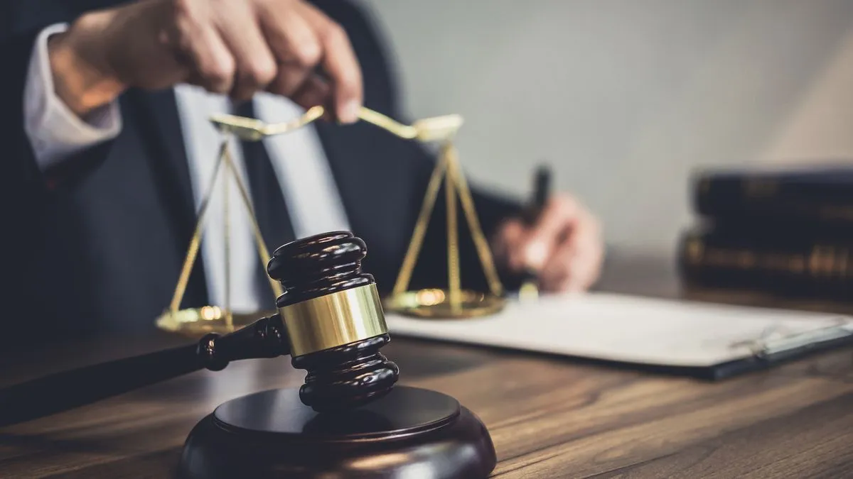 IA impulsiona processos sem advogados e sobrecarrega tribunais nos EUA