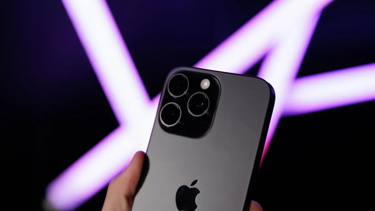 Apple libera primeiro beta do iOS 27 com Siri avançada e novos recursos de IA